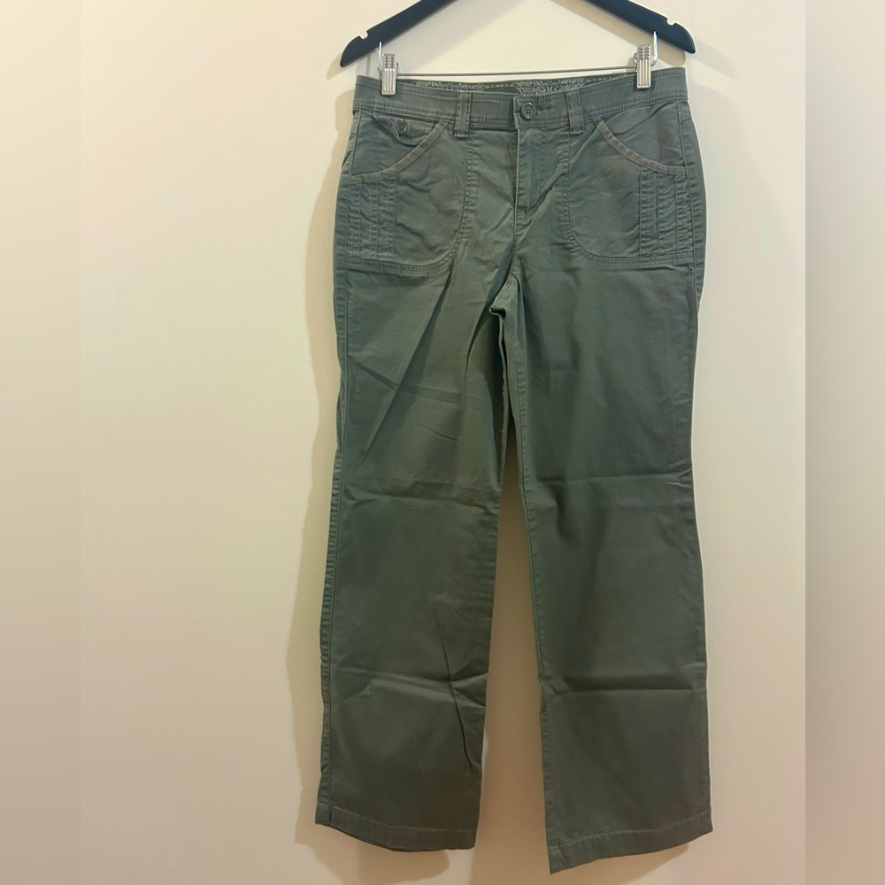 Gloria Vanderbilt green pants petite size 10